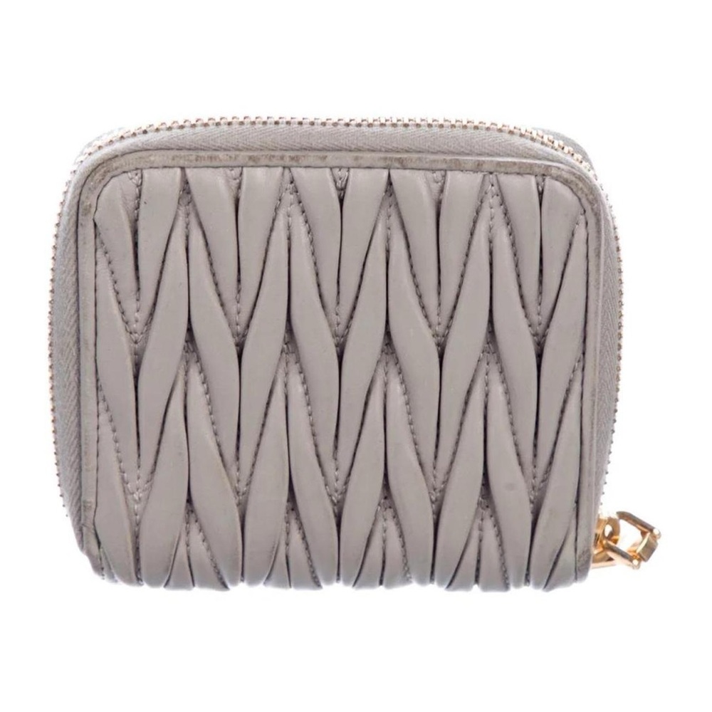 Miu Miu Matelass Compact Wallet - image 4